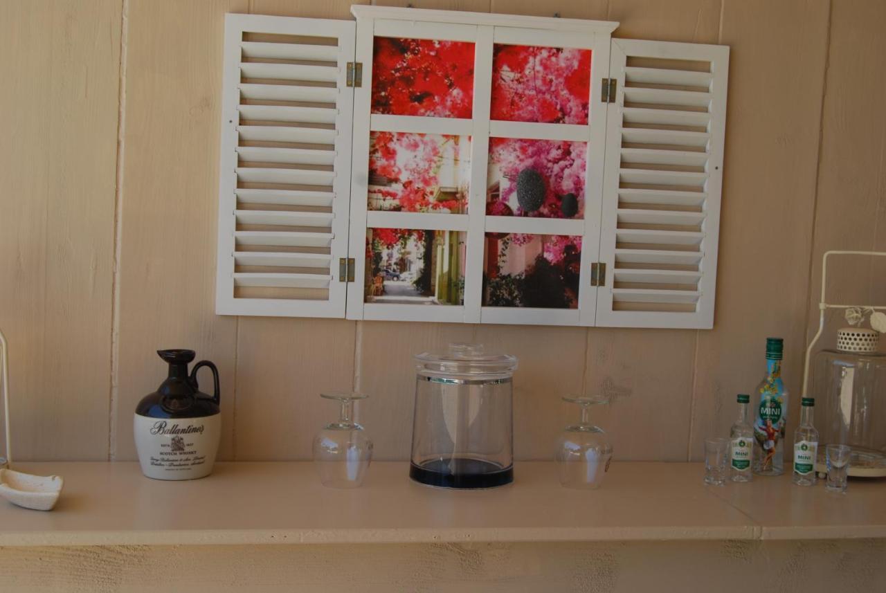 Luxury Traditional Room The Small Bookstore Kastro-Kyllini Εξωτερικό φωτογραφία