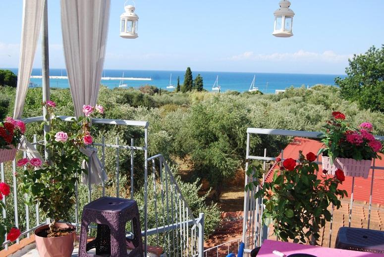Luxury Traditional Room The Small Bookstore Kastro-Kyllini Εξωτερικό φωτογραφία